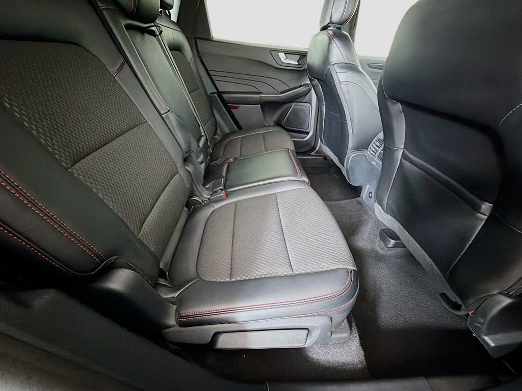 Used 2024 Ford Escape ST-Line Select w/ Tech Pack #2 AWD/4WD image 27