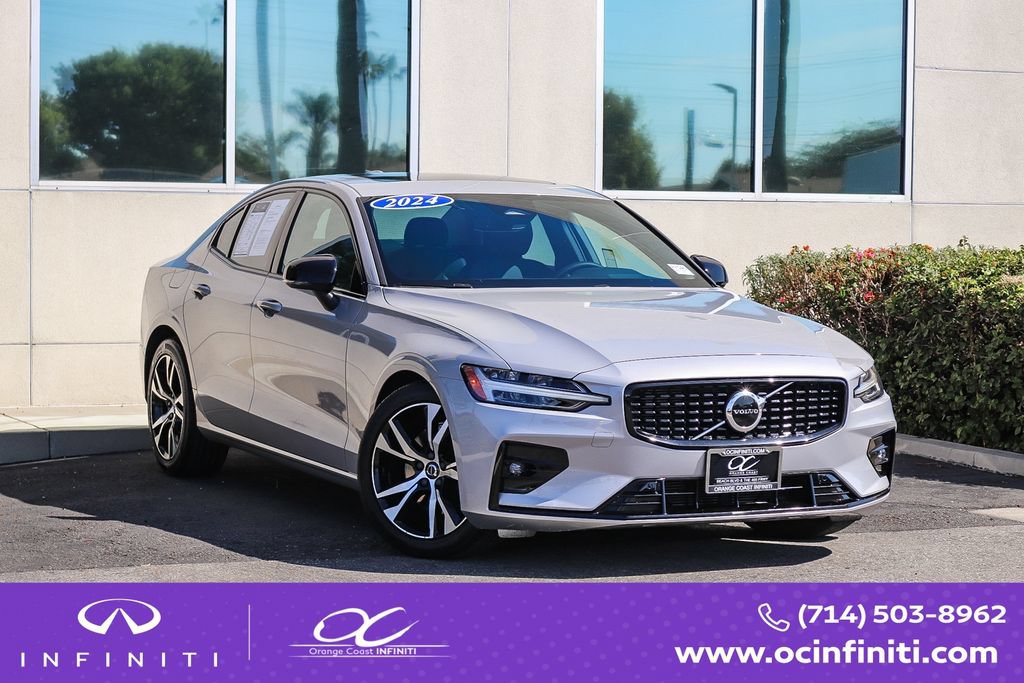 Used 2024 Volvo S60 B5 Core FWD image 1
