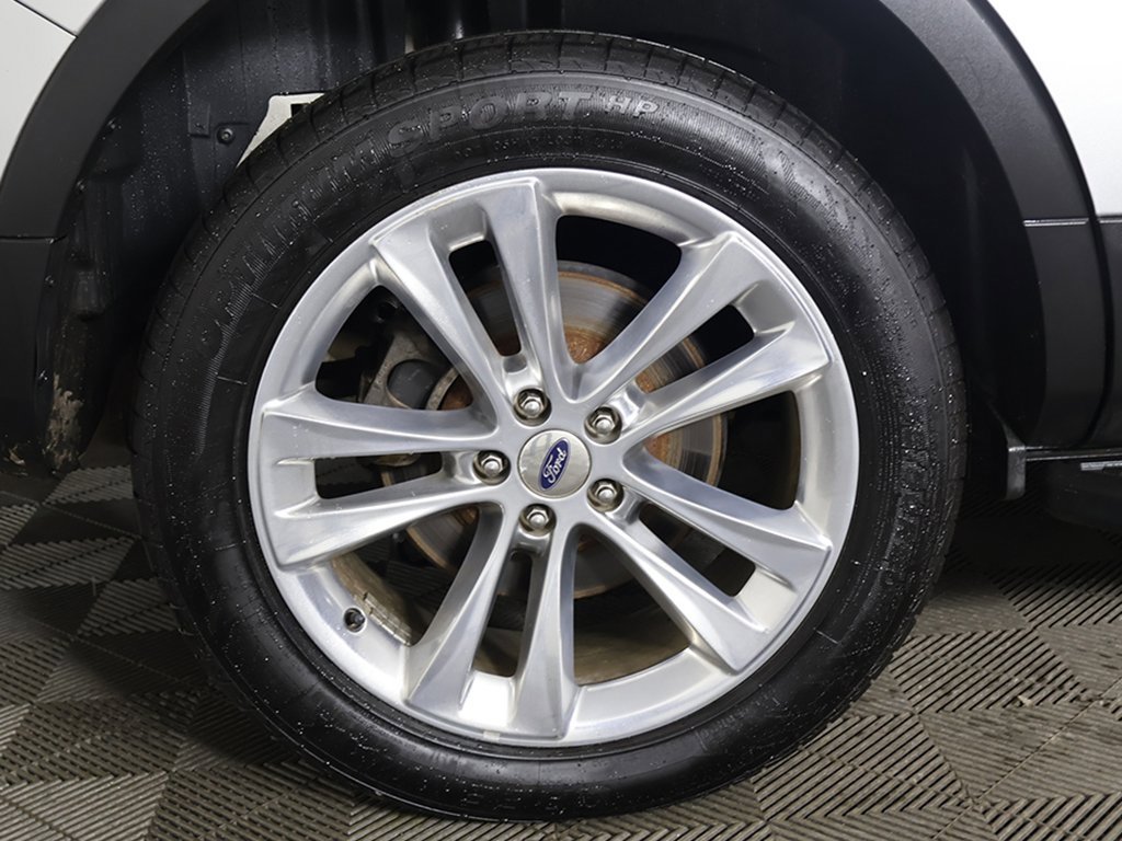 Used 2018 Ford Explorer XLT w/ Equipment Group 202A image 18