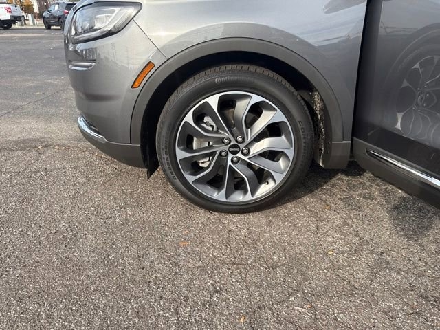 Certified 2023 Lincoln Nautilus Reserve image 32