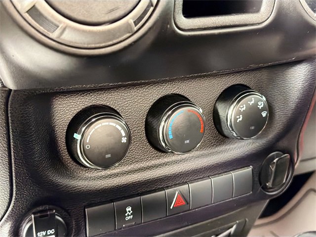 Used 2014 Jeep Wrangler Sport image 13