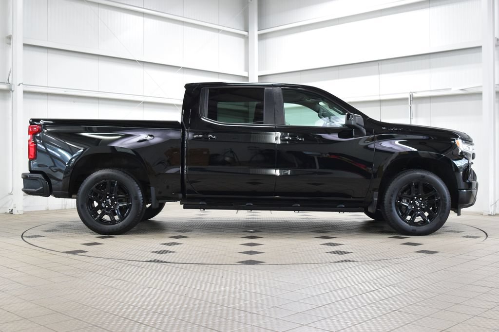 Used 2025 Chevrolet Silverado 1500 RST w/ Protection Package AWD/4WD image 9