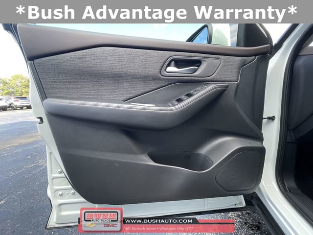 Used 2022 Nissan Rogue SV image 22