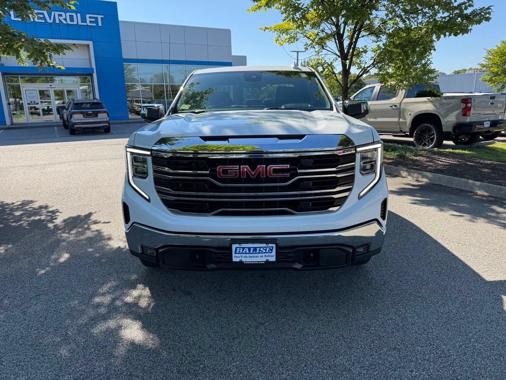 Used 2026 GMC Sierra 1500 SLT AWD/4WD image 8