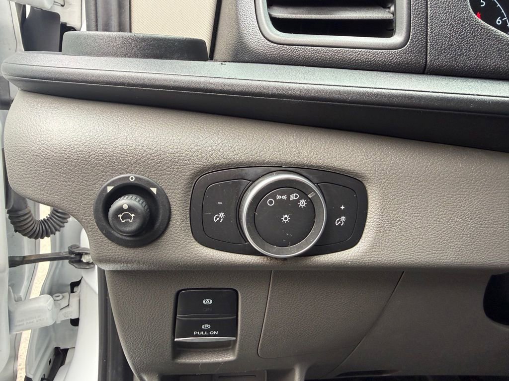 Used 2023 Ford Transit 250 Medium Roof AWD image 6