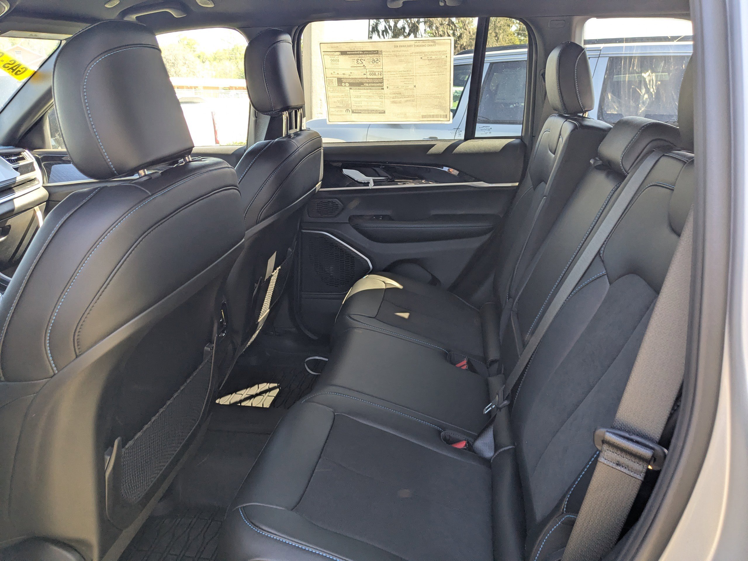 New 2025 Jeep Grand Cherokee Trailhawk image 13