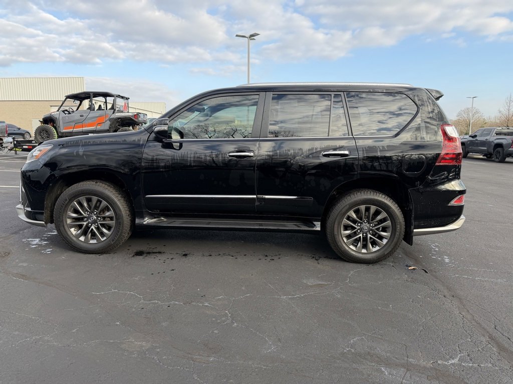 Used 2018 Lexus GX 460 image 8