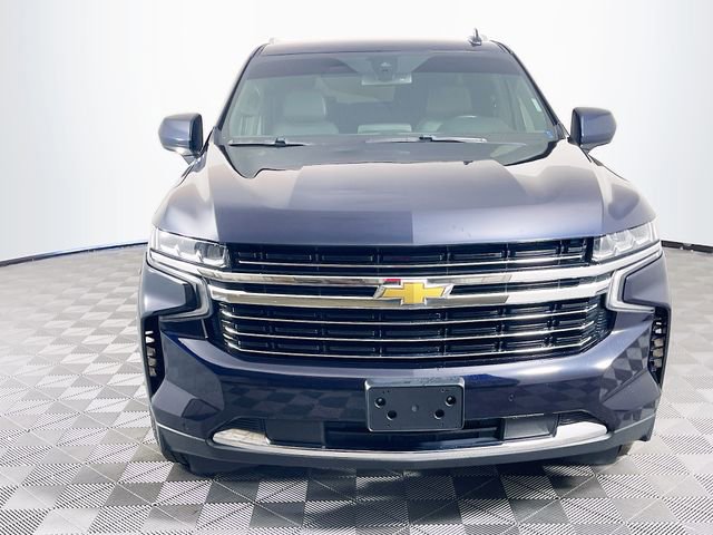 Used 2022 Chevrolet Suburban LT AWD/4WD image 3