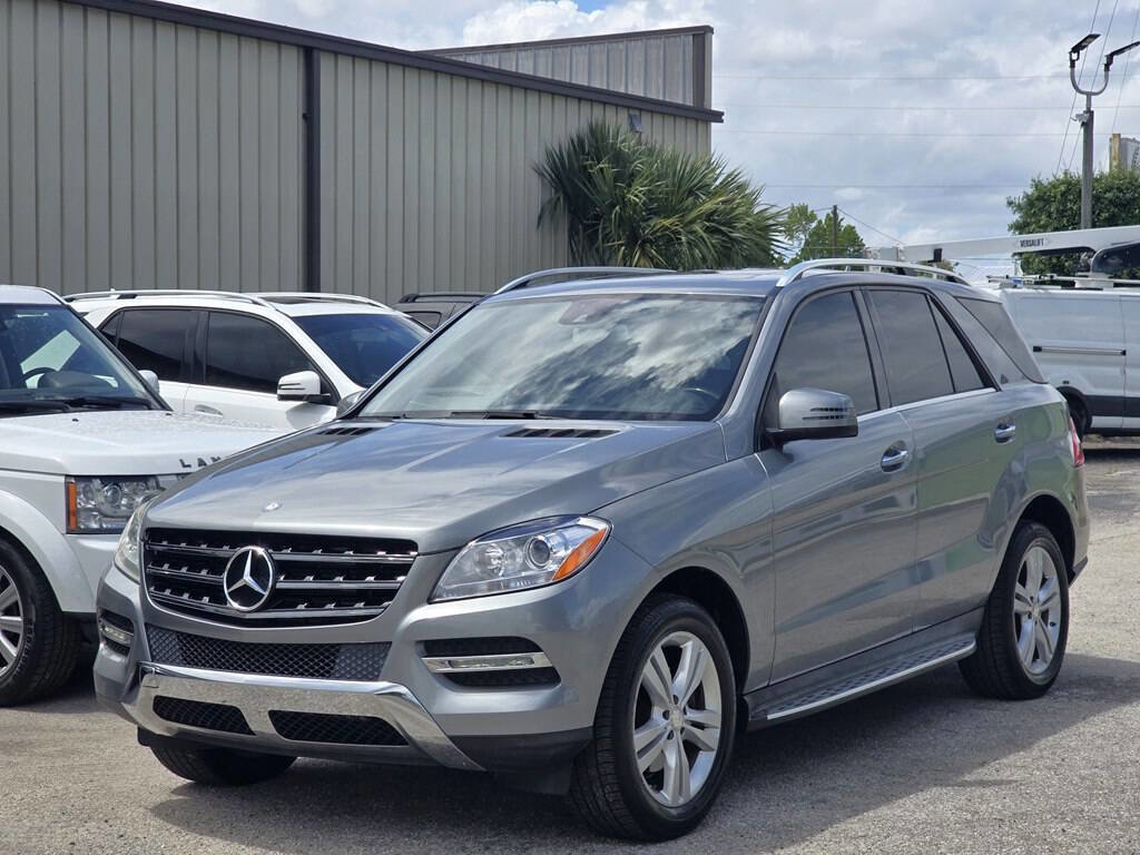 Used 2015 Mercedes-Benz ML 250 BlueTEC 4MATIC image 3
