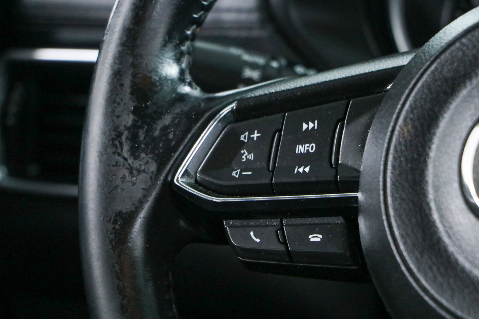 Used 2020 MAZDA CX-5 Touring FWD image 13