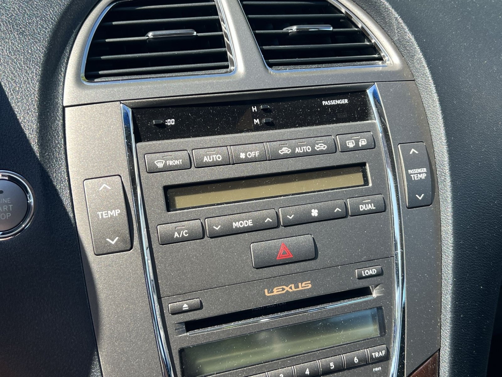 Used 2010 Lexus ES 350 w/ Preferred Accessory Package FWD image 17