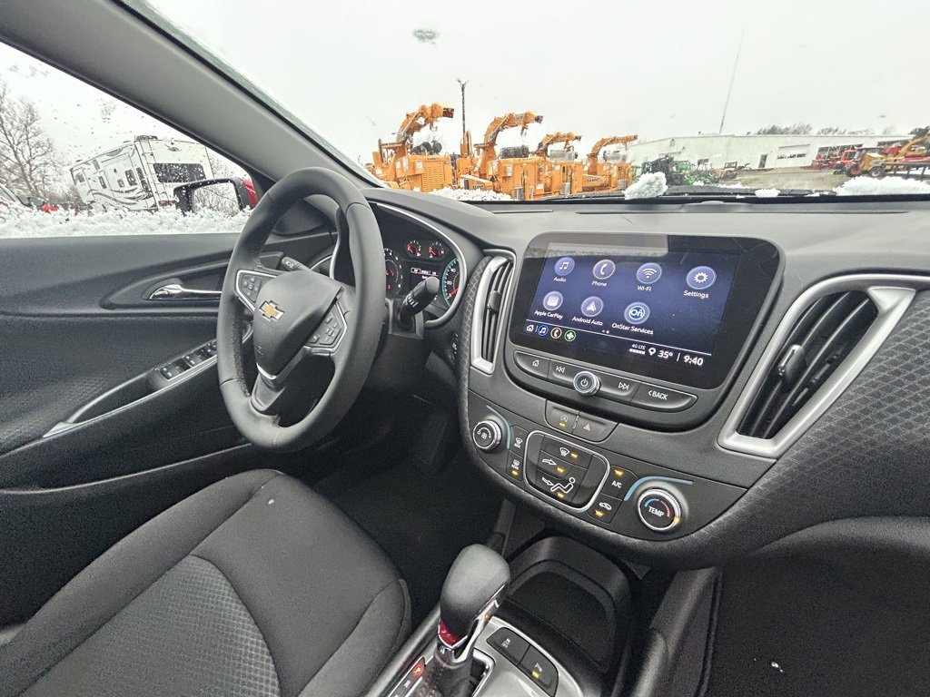 New 2025 Chevrolet Malibu RS image 14