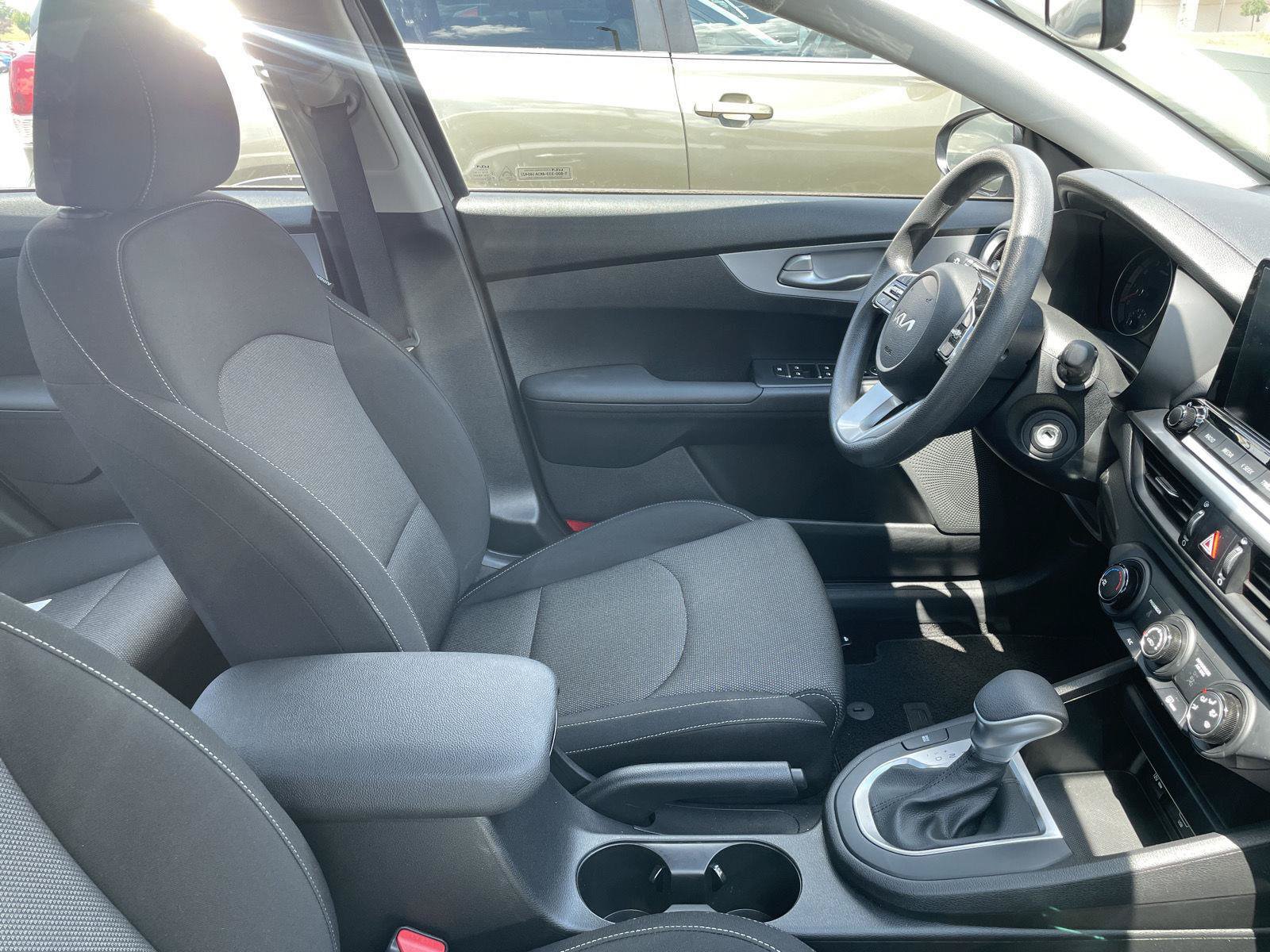 Used 2024 Kia Forte LXS FWD image 7