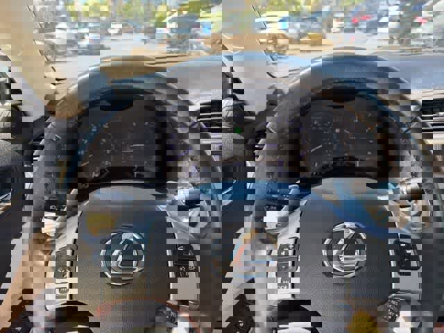 Used 2015 Lexus IS 250C w/ Navigation System Package RWD image 31