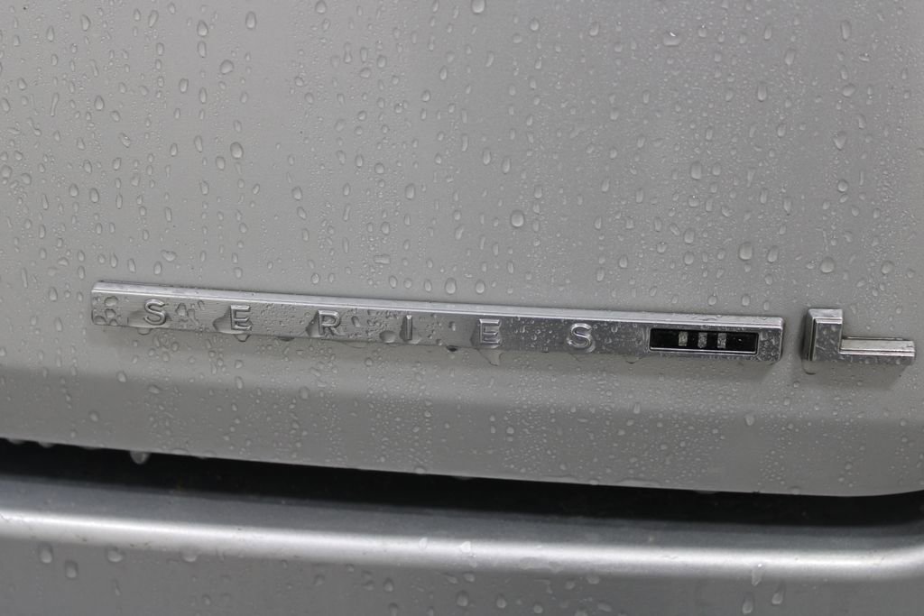 Used 2023 Jeep Wagoneer L Series III w/ Preferred Equipment Group image 29