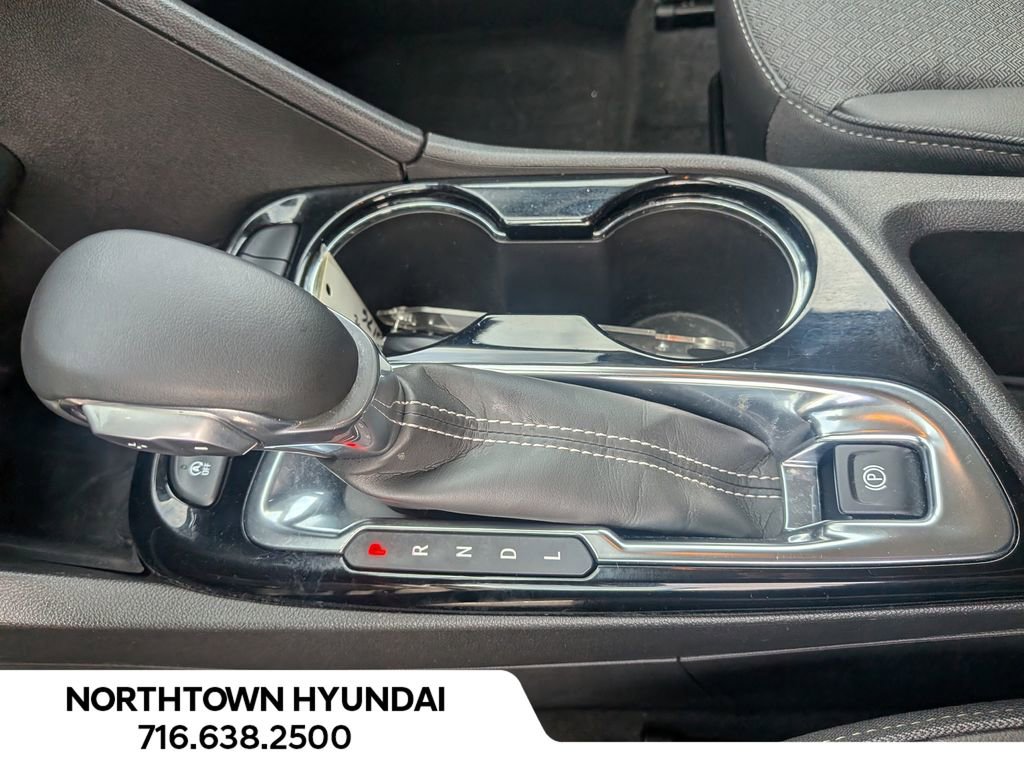 Used 2024 Buick Encore GX Preferred FWD image 14