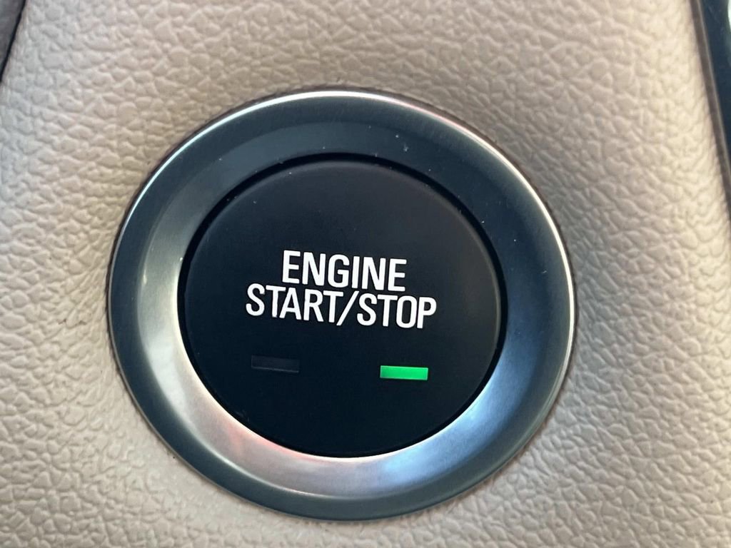 Certified 2023 Chevrolet Traverse LS image 25