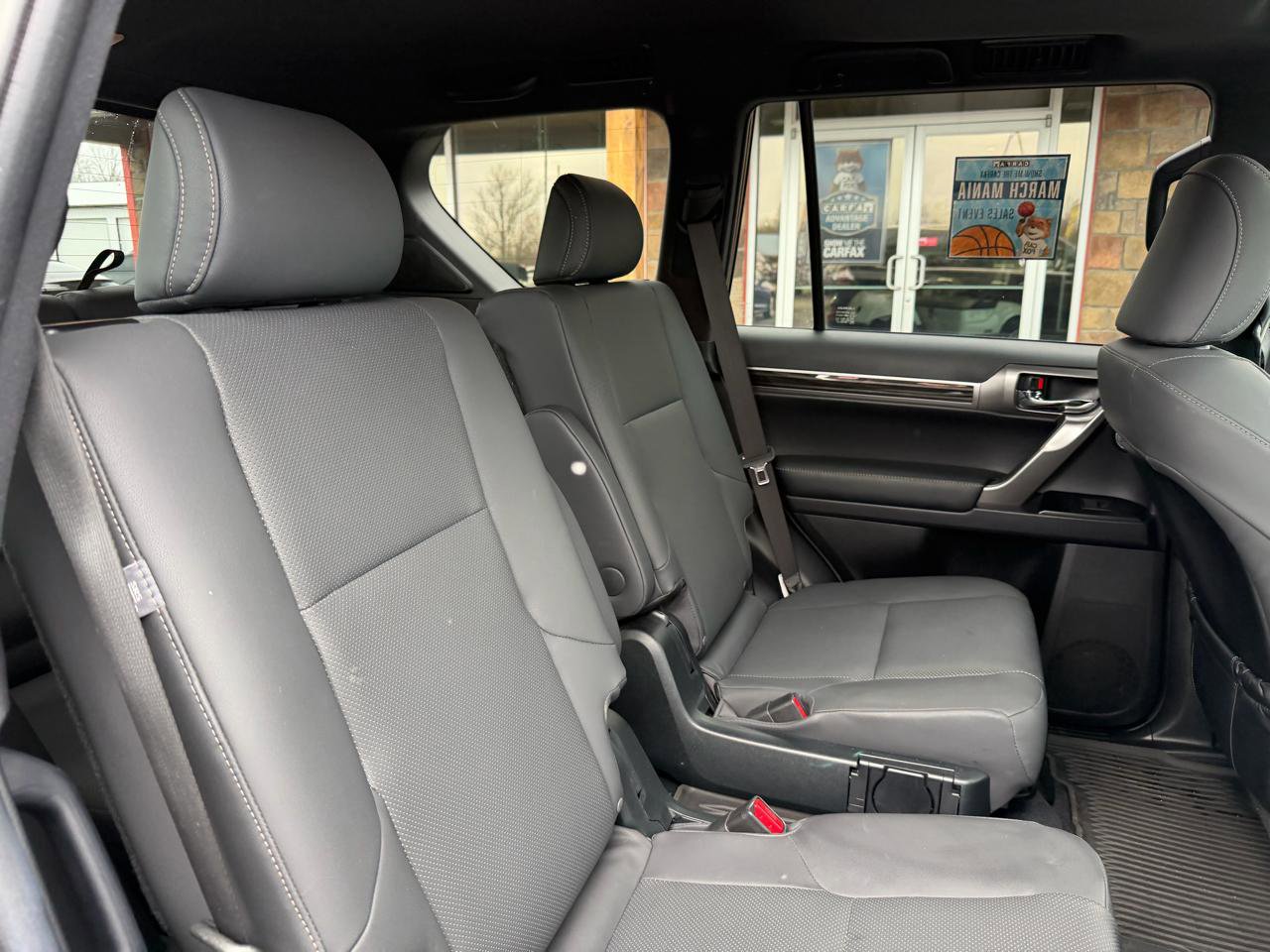 Used 2022 Lexus GX 460 Premium image 24