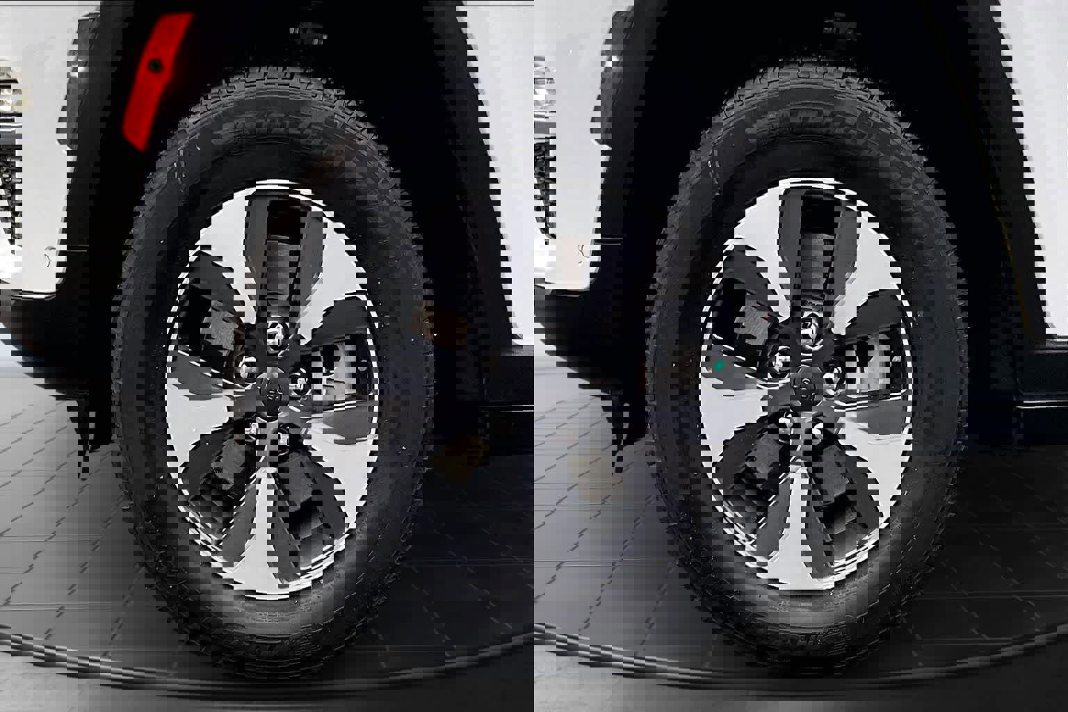 Used 2022 Jeep Grand Cherokee Limited 4xe w/ Luxury Tech Group II image 8