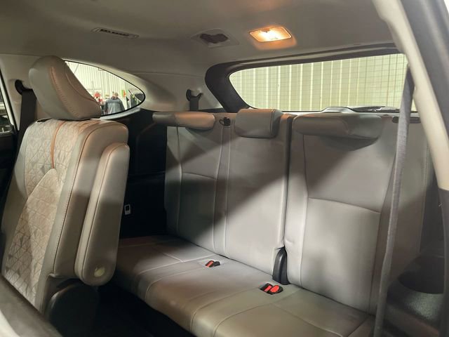 Used 2023 Toyota Highlander Bronze Edition AWD/4WD image 24
