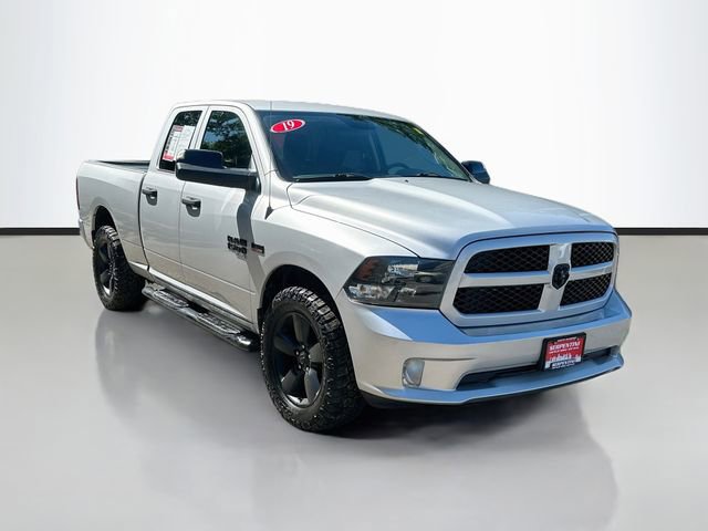 Used 2019 RAM 1500 Express w/ Express Value Package AWD/4WD image 3