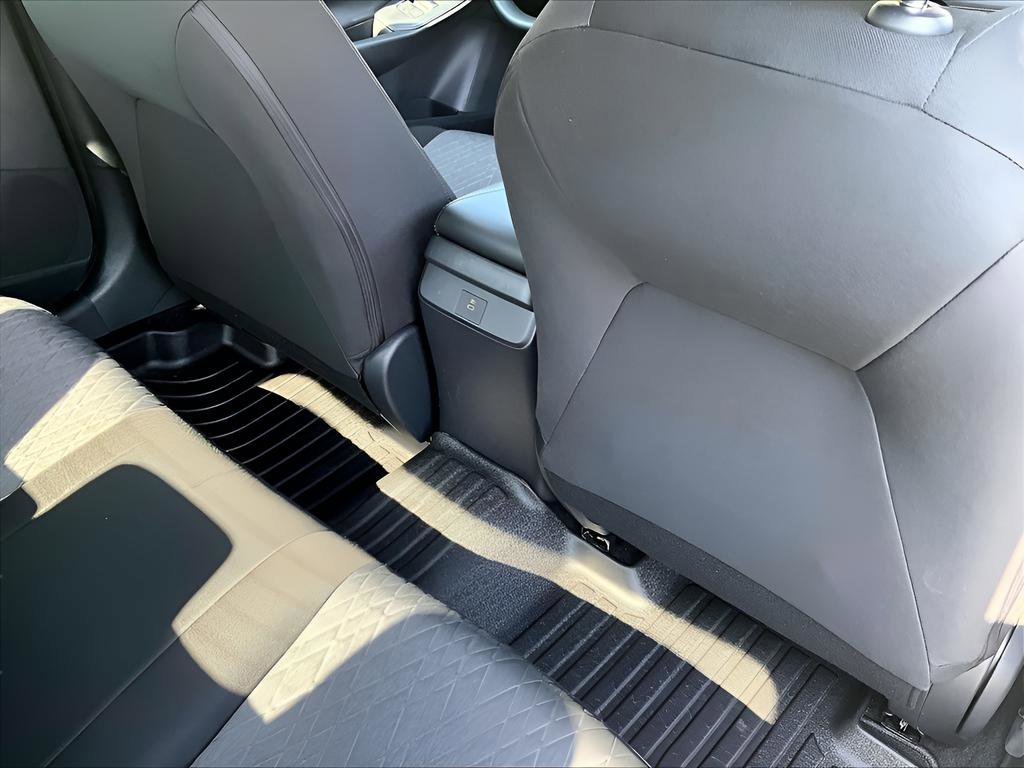 Used 2026 Nissan Sentra SV w/ Floor Mat Package FWD image 18