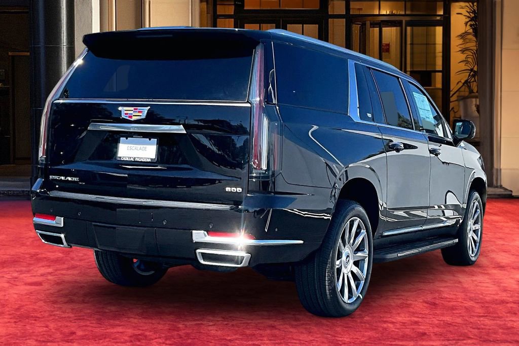 New 2026 Cadillac Escalade ESV 2WD w/ LPO, Floor Liner Package image 6