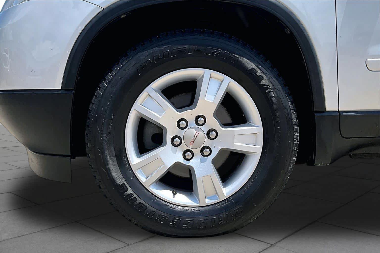 Used 2012 GMC Acadia SL FWD image 10