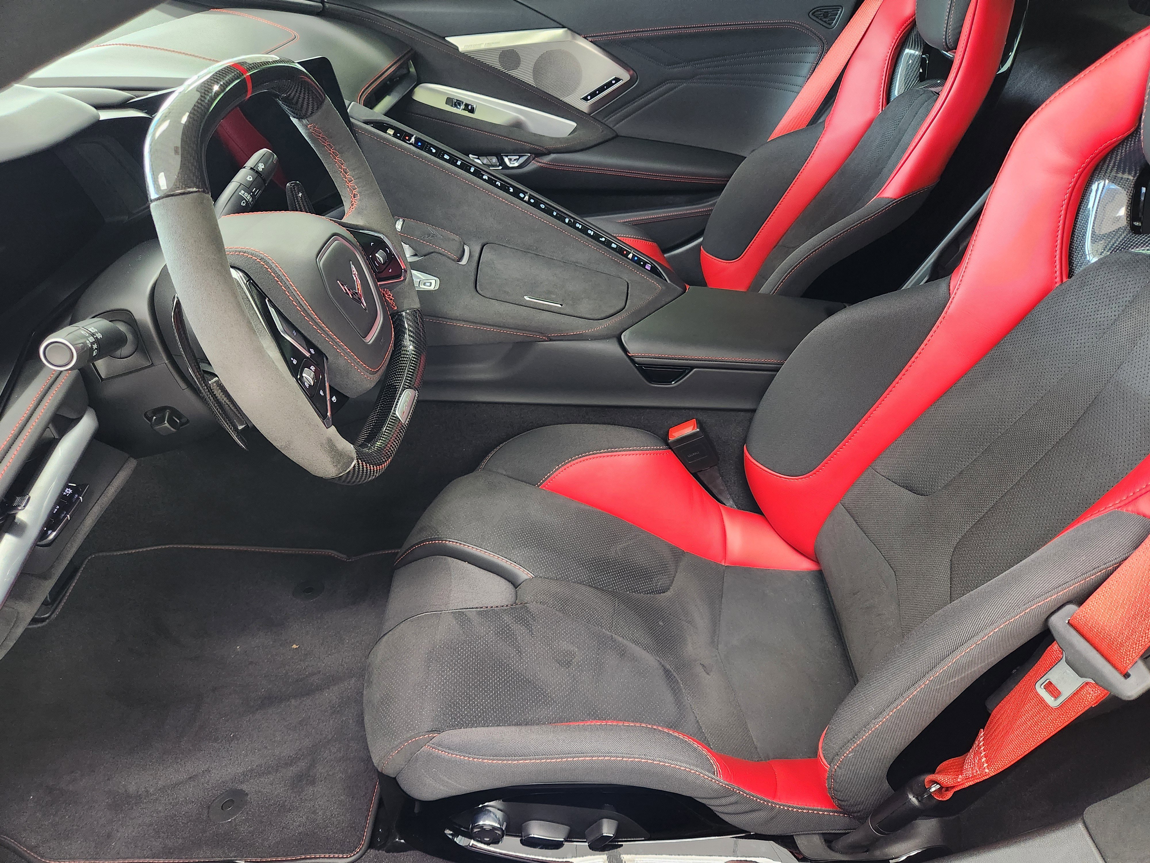 New 2024 Chevrolet Corvette Z06 w/ Z07 Performance Package image 11