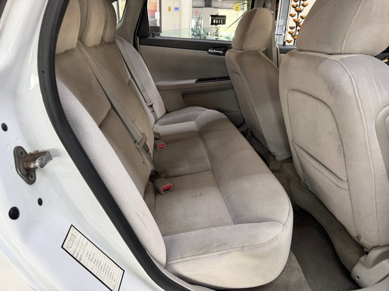 Used 2011 Chevrolet Impala LS image 15