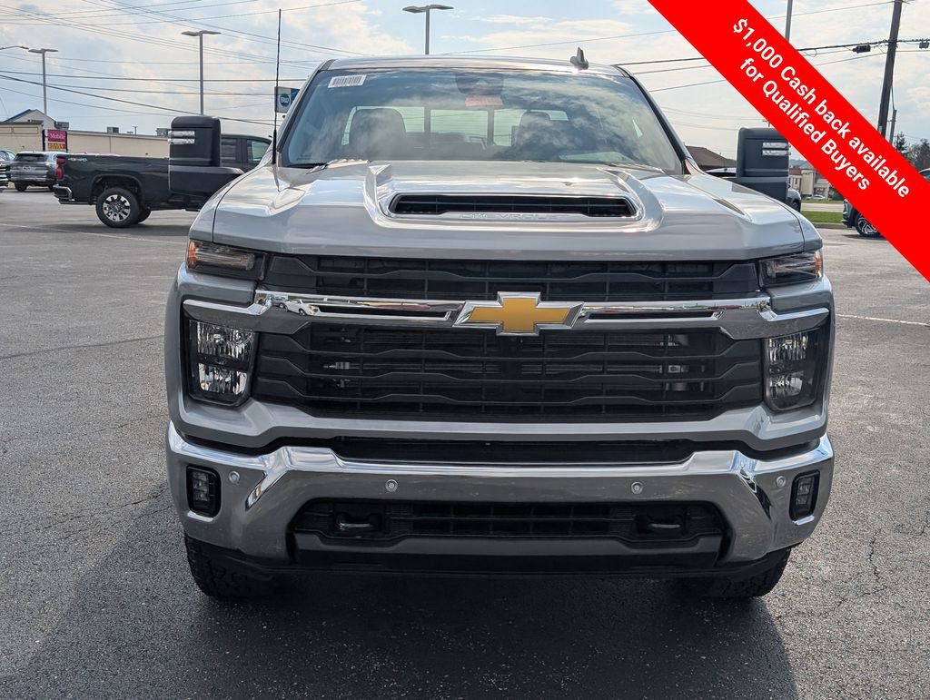 New 2026 Chevrolet Silverado 3500 LT w/ All Star Edition AWD/4WD image 2