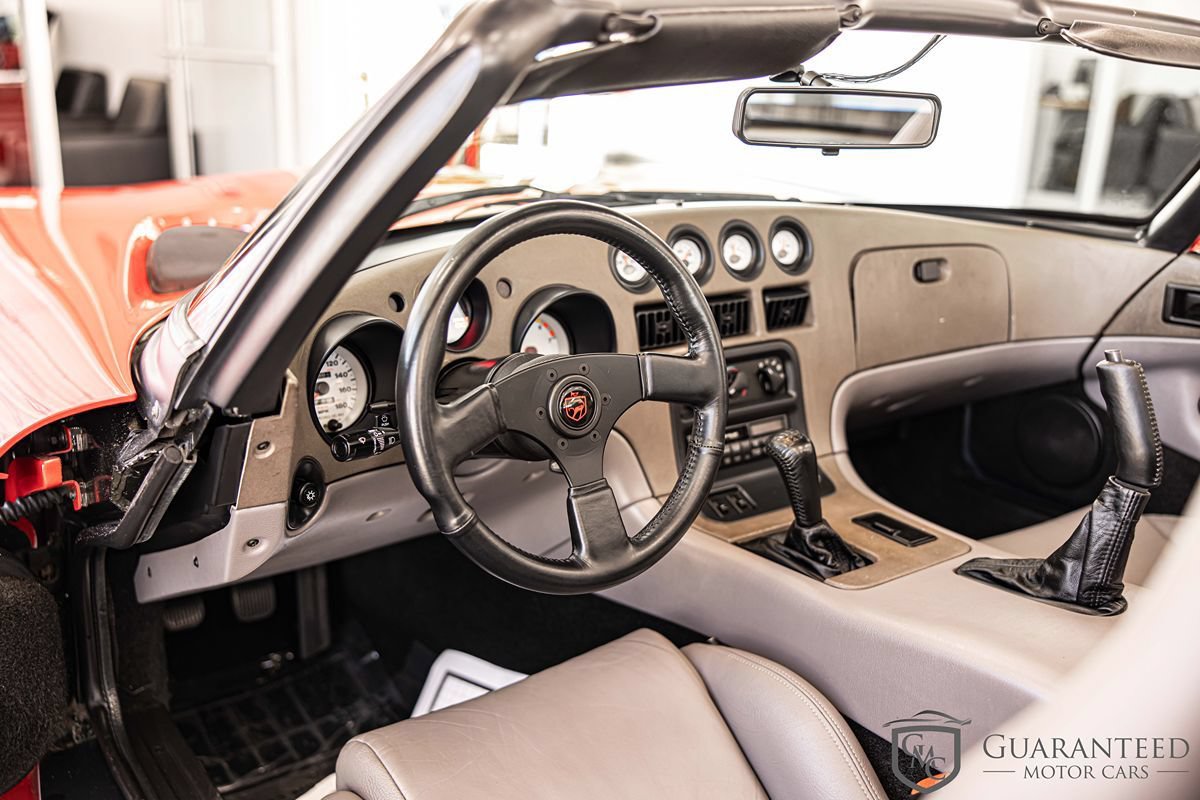 Used 1993 Dodge Viper RT/10 RWD image 16