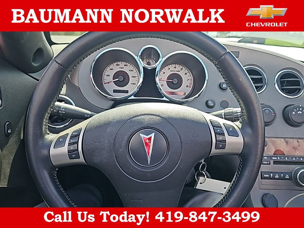 Used 2007 Pontiac Solstice Convertible w/ Premium Package RWD image 29