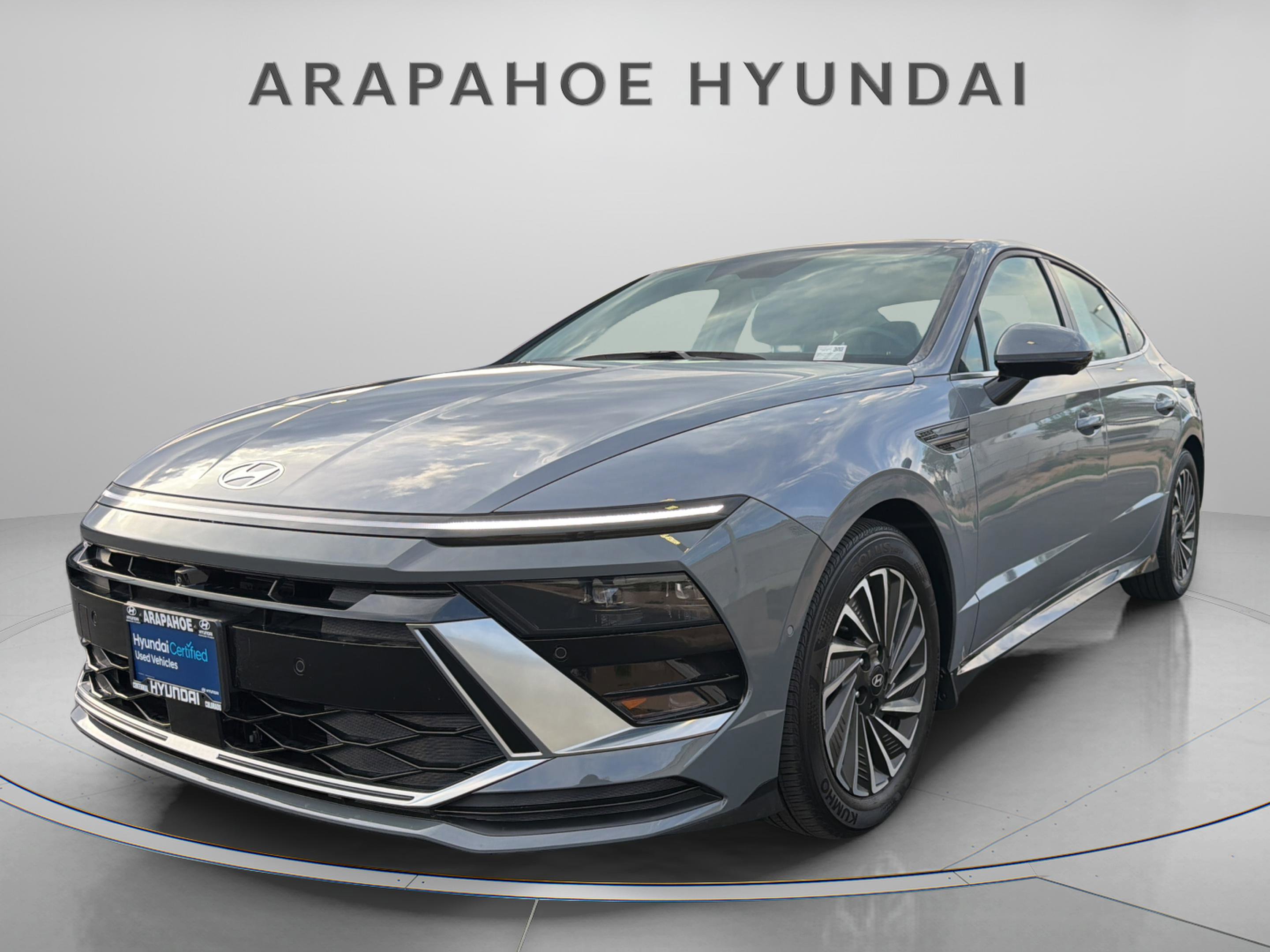 Used 2024 Hyundai Sonata Limited FWD image 1