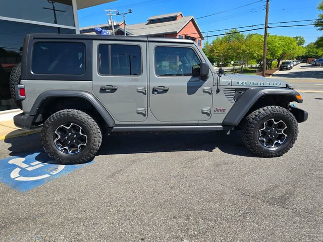 Used 2023 Jeep Wrangler Unlimited Rubicon w/ Cold Weather Group AWD/4WD image 31