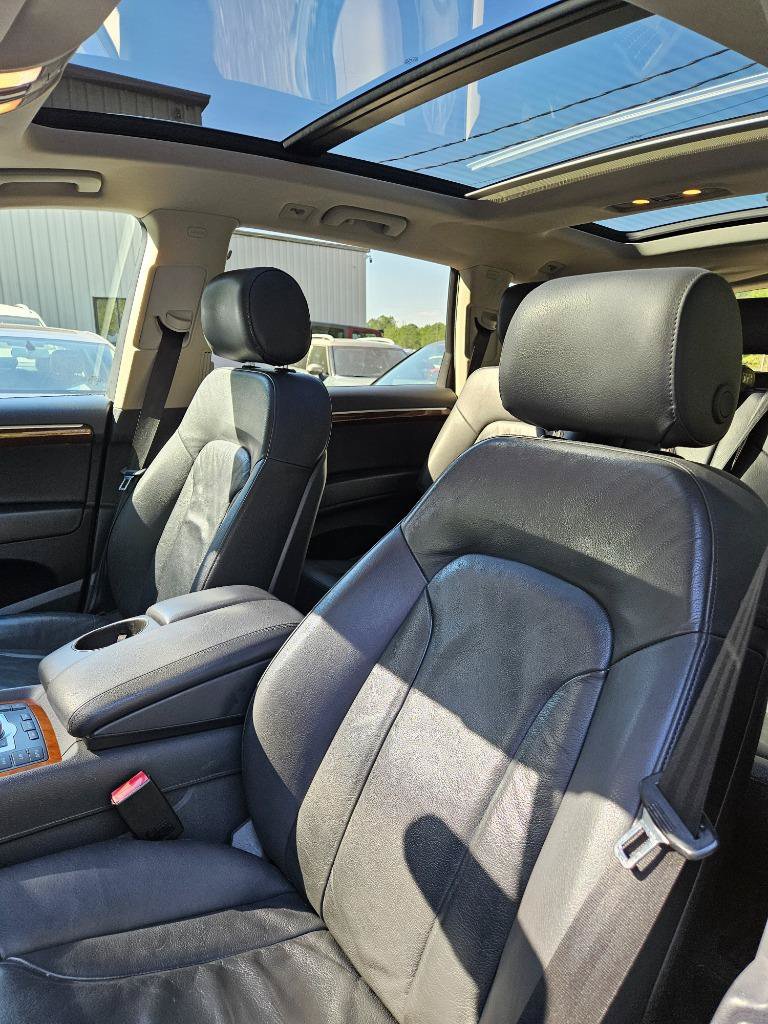 Used 2010 Audi Q7 3.6 Premium Plus w/ Premium Plus Pkg AWD/4WD image 14