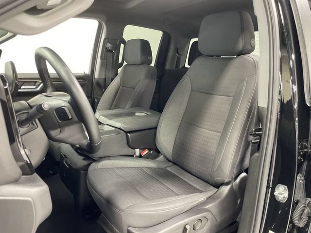 Used 2023 Chevrolet Silverado 1500 LT AWD/4WD image 11