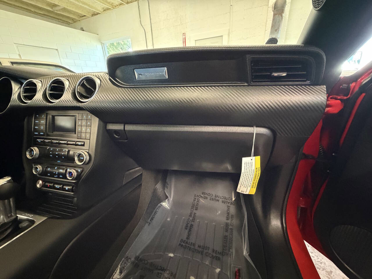 Used 2018 Ford Mustang Convertible RWD image 13