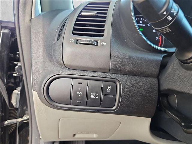 Used 2016 Kia Forte LX FWD image 19
