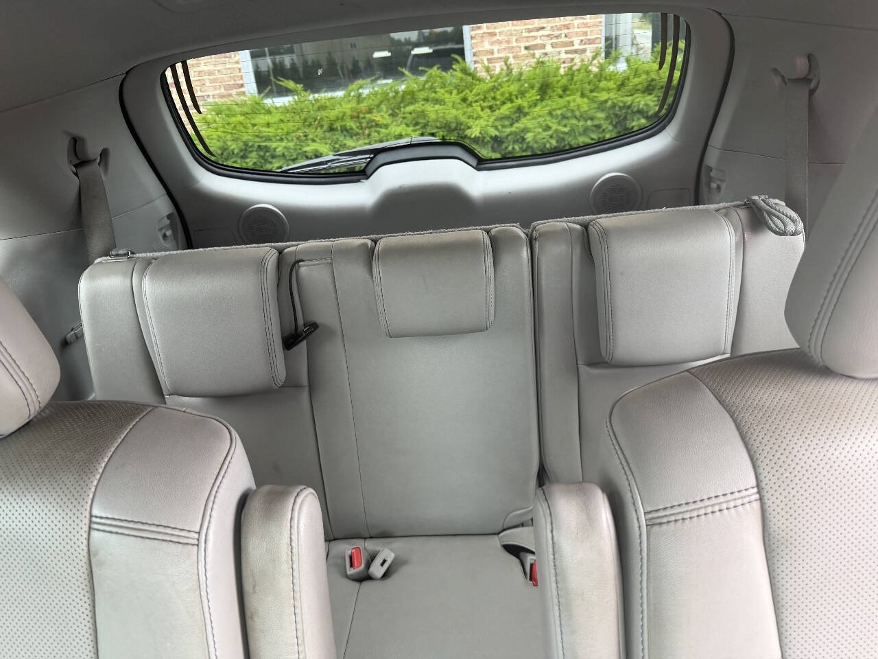 Used 2015 Toyota Highlander Limited AWD/4WD image 25
