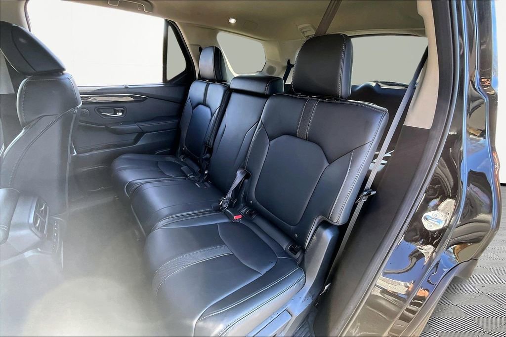 Used 2025 Honda Pilot Touring image 18