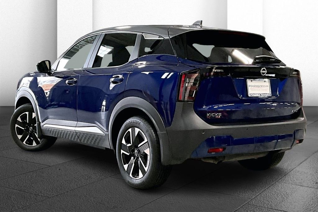Certified 2025 Nissan Kicks SV image 10