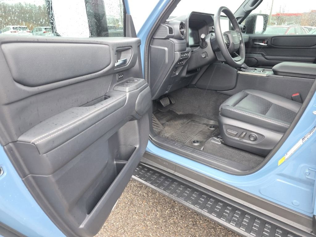 Used 2024 Toyota Land Cruiser w/ Premium Package image 11