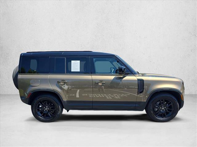 Certified 2025 Land Rover Defender 110 S AWD/4WD image 4