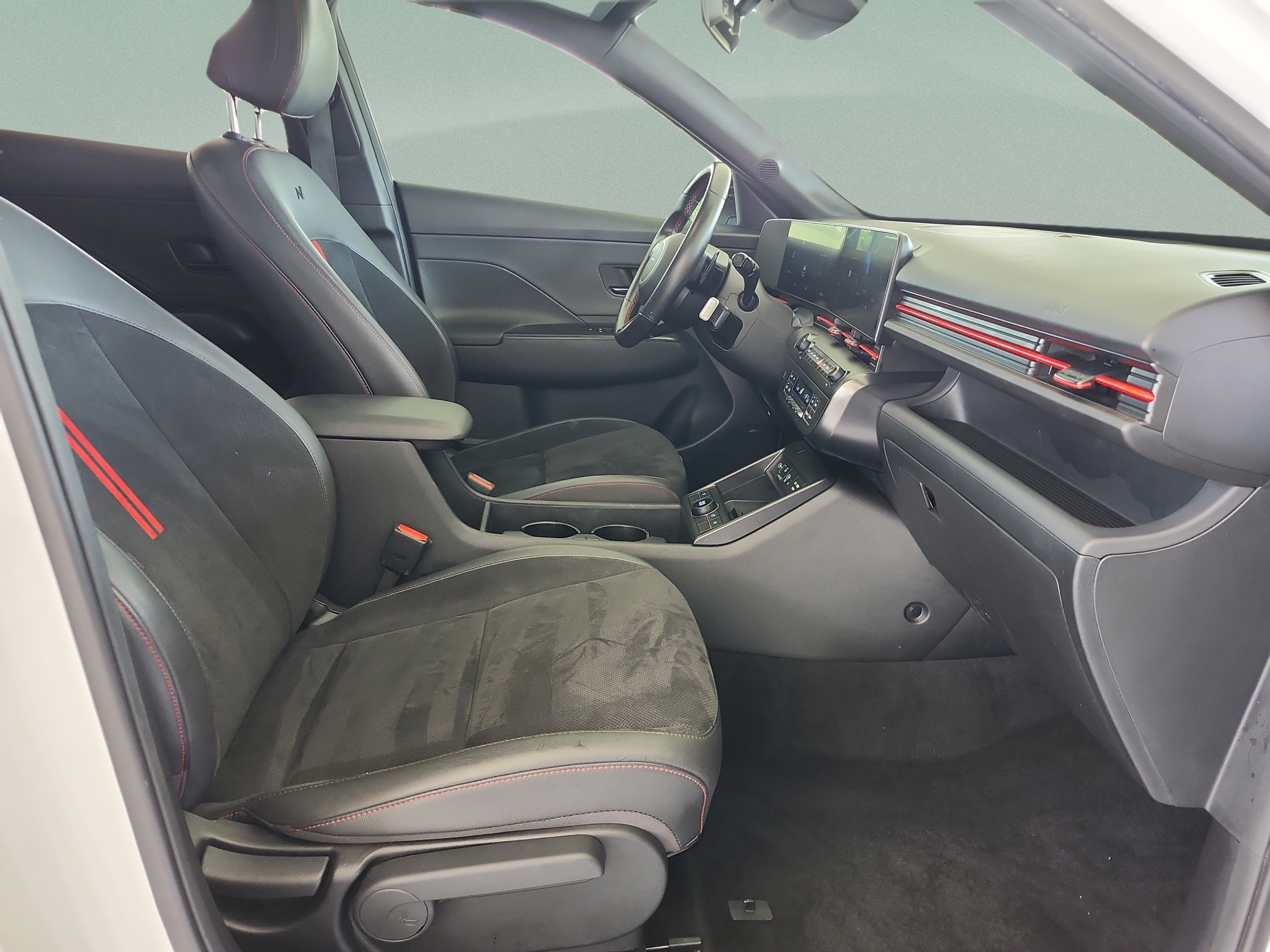 Used 2024 Hyundai Kona N Line FWD image 19