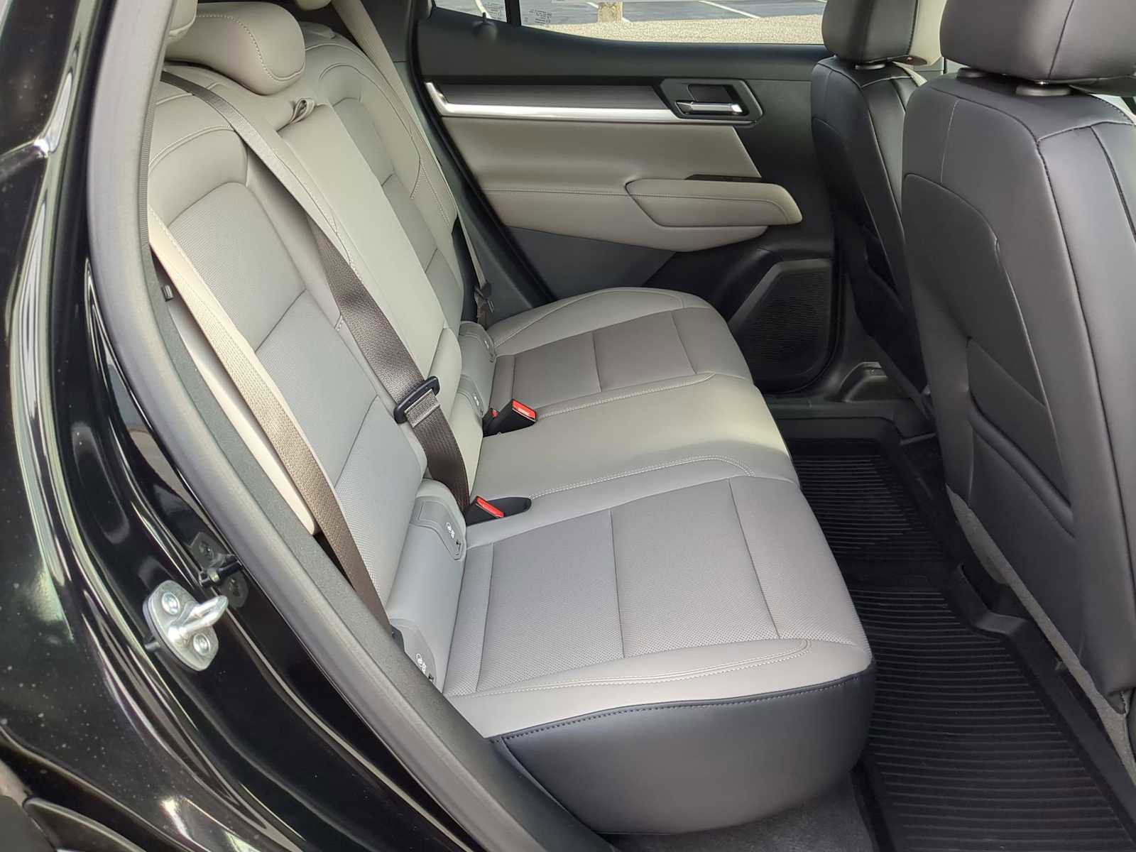 New 2026 GMC Terrain Elevation w/ Elevation Premium Package image 27