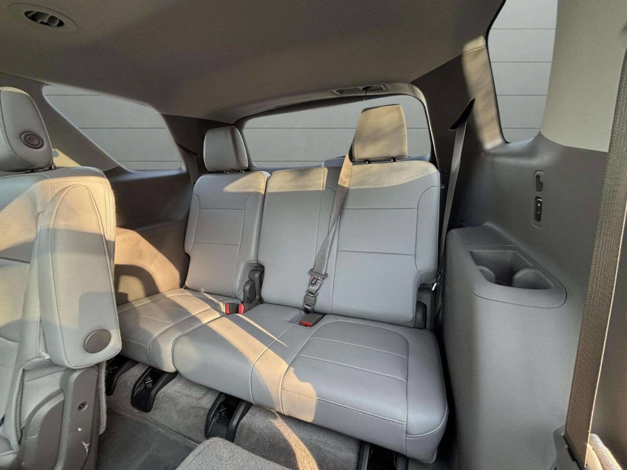 Used 2018 Chevrolet Traverse Premier image 17