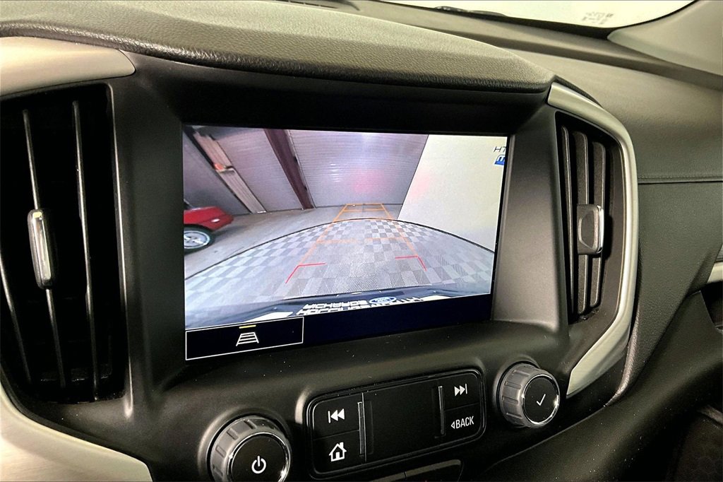 Used 2024 GMC Terrain SLT image 17