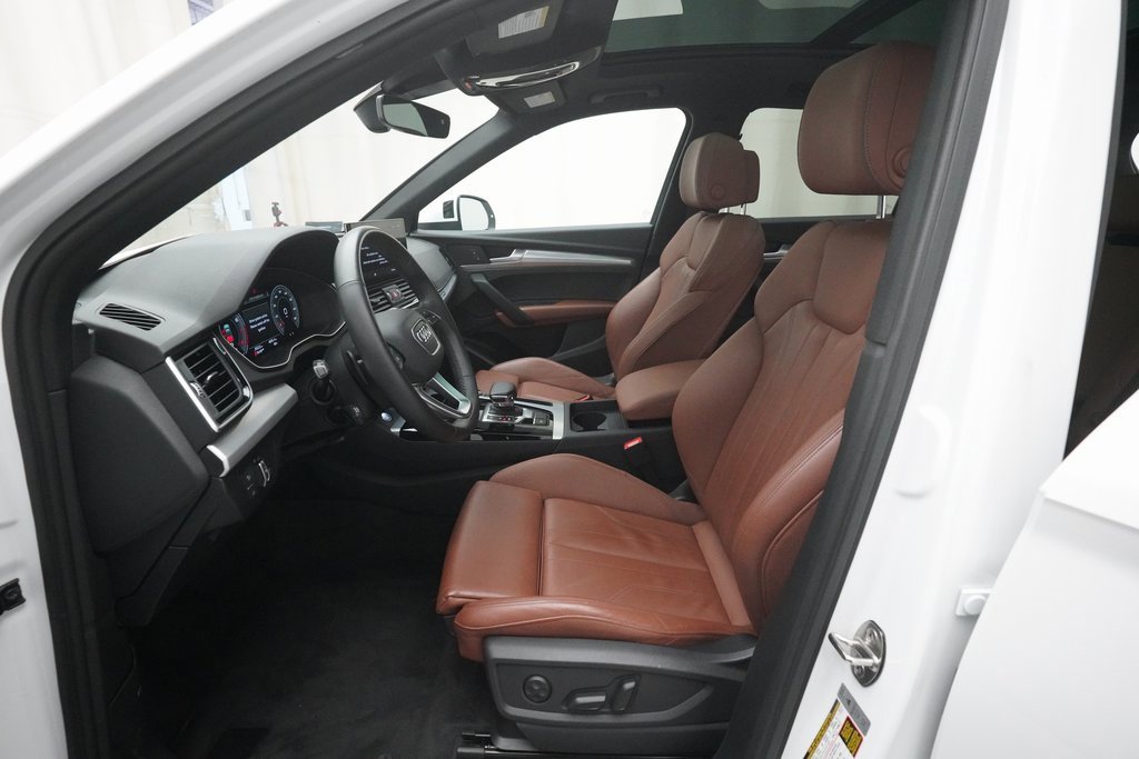 Used 2025 Audi Q5 2.0T Premium image 7