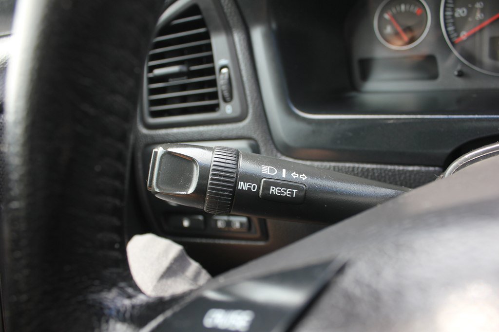 Used 2006 Volvo S60 2.5T FWD image 14